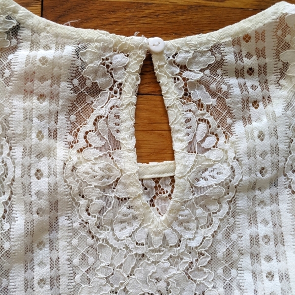 Flying Tomato Ruffle Lace Top - Picture 4 of 8